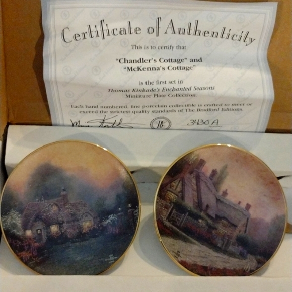 Decorative plates - Picture 1 of 2